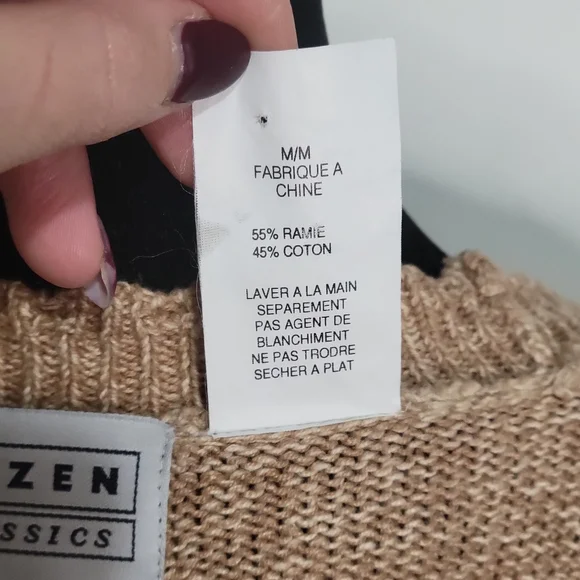 VTG Jantzen Classic Boho Oatmeal Knit Sweater Vest Hand Embroidered Size M. - Picture 8 of 8